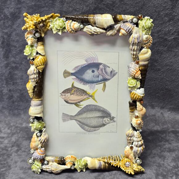Sanibel Austrian Crystal by Two's Company Seashell Encrusted 5x7 Picture Frame - Picture 13 of 13